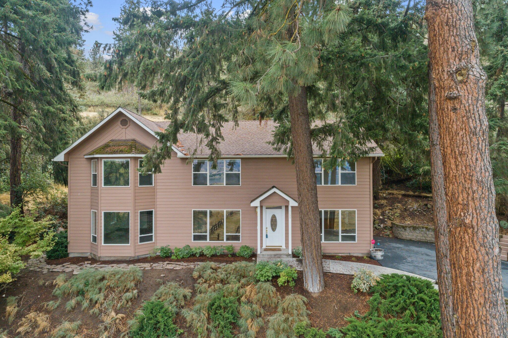 Lake Shore Gardens - Residential