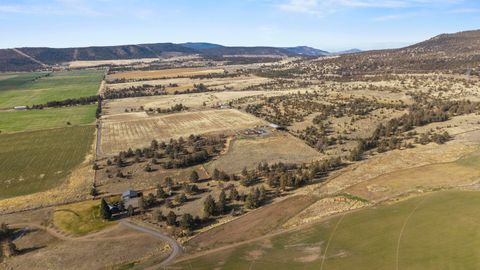 Tiny photo for 17465 Harpold Road, Malin, OR 97632 (MLS # 220212753)