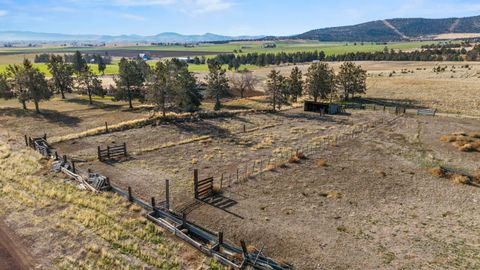 Tiny photo for 17465 Harpold Road, Malin, OR 97632 (MLS # 220212753)