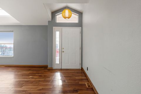 Tiny photo for 17465 Harpold Road, Malin, OR 97632 (MLS # 220212753)