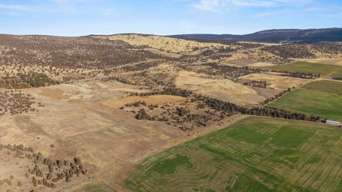 Tiny photo for 17465 Harpold Road, Malin, OR 97632 (MLS # 220212753)