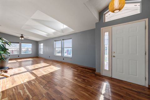 Tiny photo for 17465 Harpold Road, Malin, OR 97632 (MLS # 220212753)