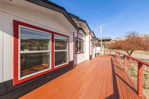 Tiny photo for 17465 Harpold Road, Malin, OR 97632 (MLS # 220212753)