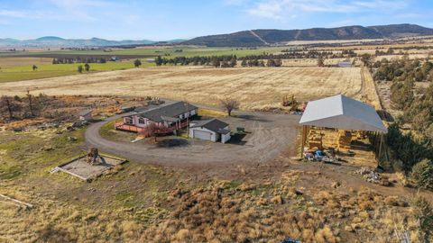 Tiny photo for 17465 Harpold Road, Malin, OR 97632 (MLS # 220212753)