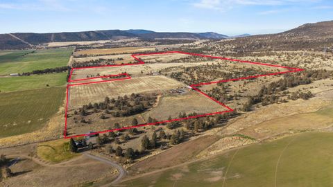 Tiny photo for 17465 Harpold Road, Malin, OR 97632 (MLS # 220212753)