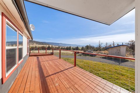 Tiny photo for 17465 Harpold Road, Malin, OR 97632 (MLS # 220212753)