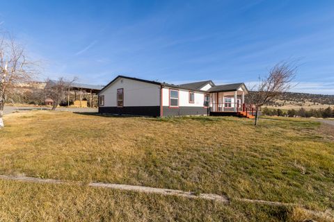 Tiny photo for 17465 Harpold Road, Malin, OR 97632 (MLS # 220212753)