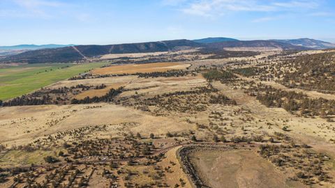 Tiny photo for 17465 Harpold Road, Malin, OR 97632 (MLS # 220212753)