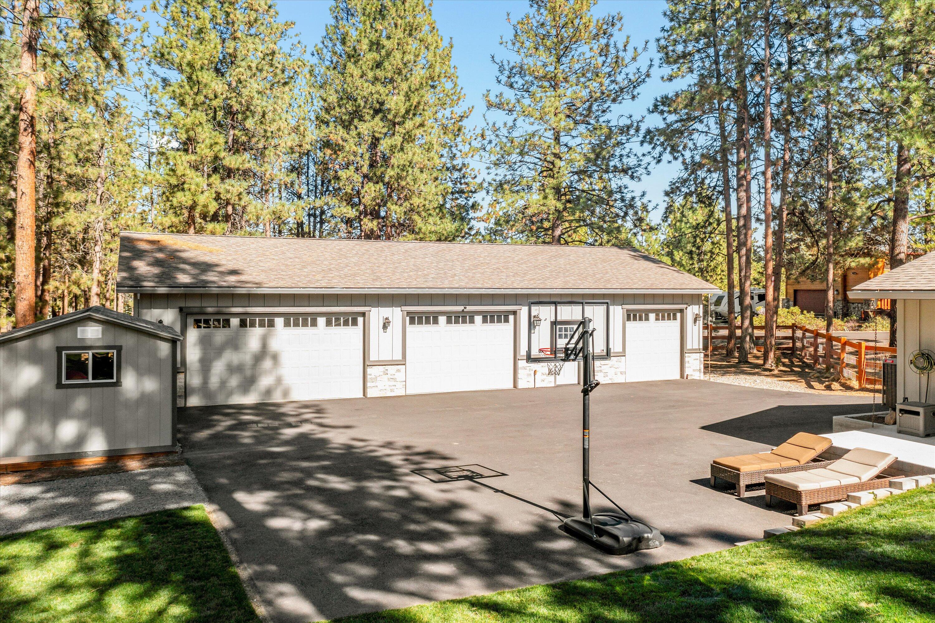 Woodside Ranch - Residential