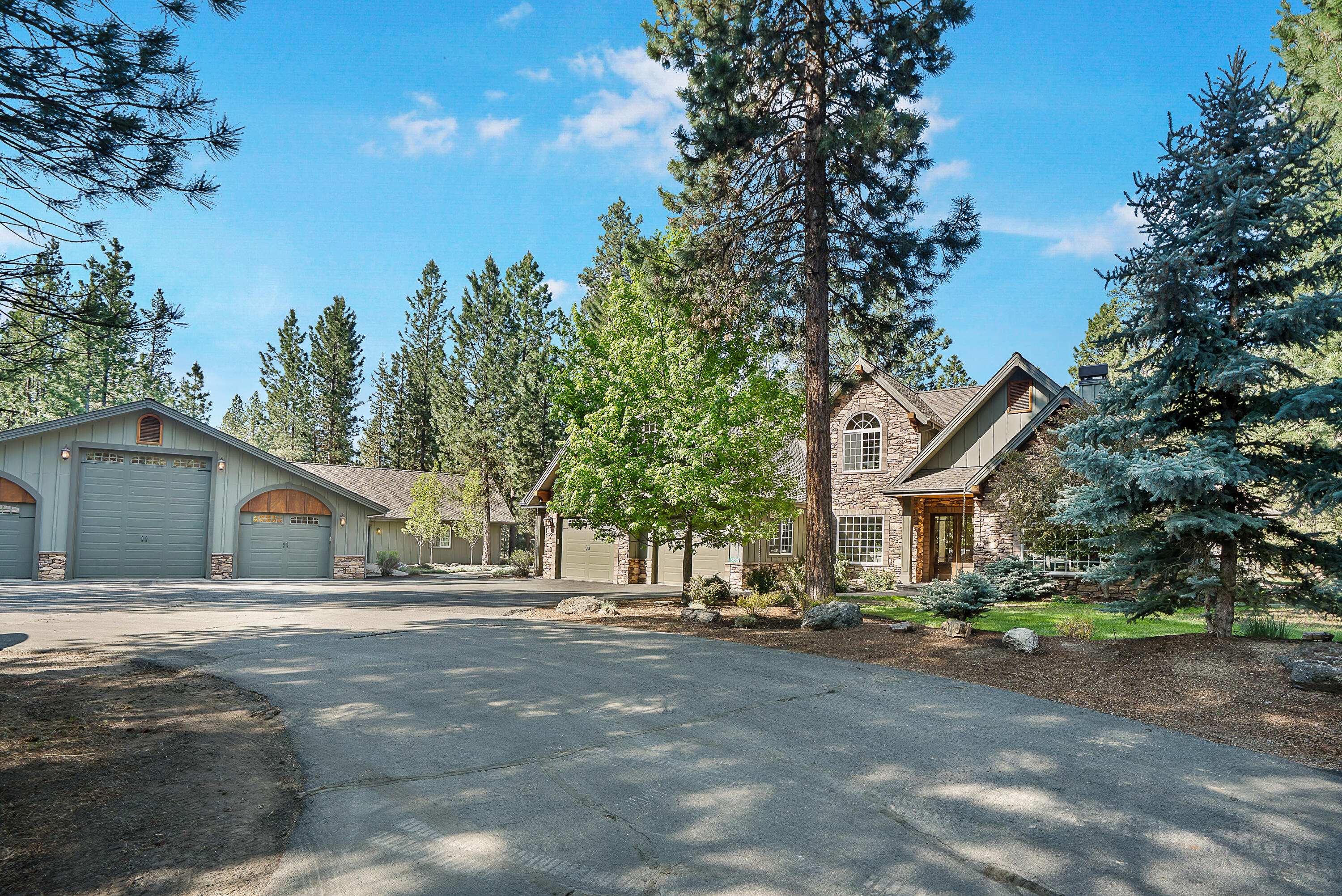 53589 Wildriver Way