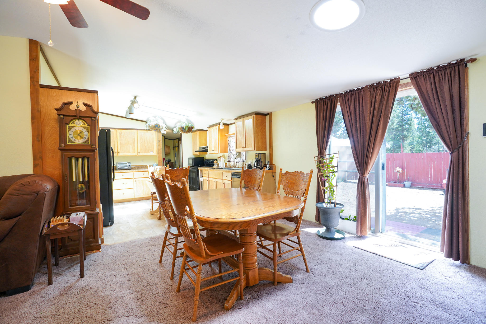 Sun Forest Estates - Residential