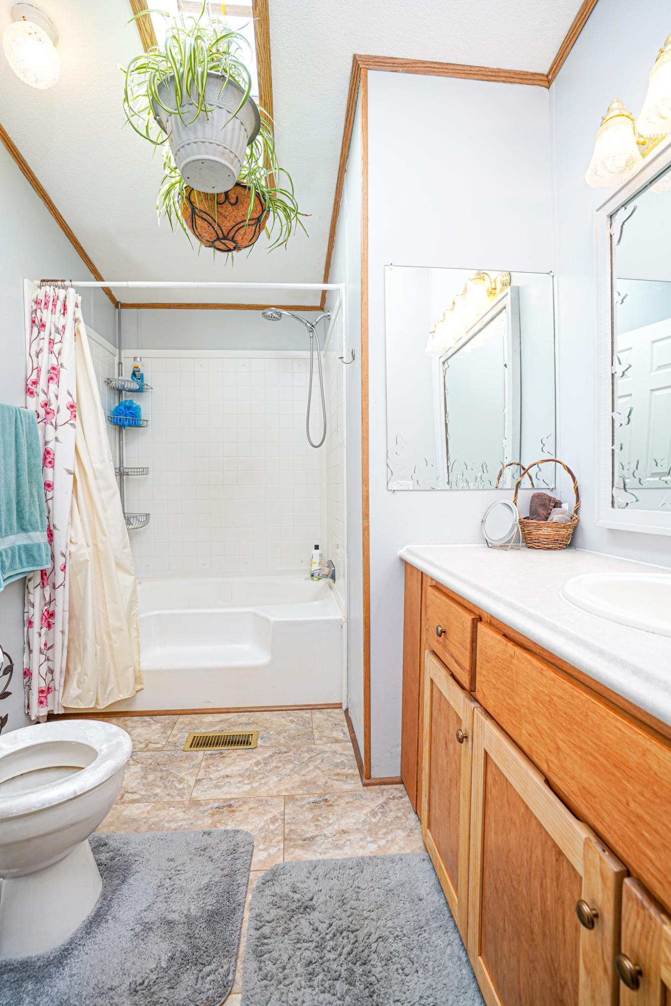 Sun Forest Estates - Residential