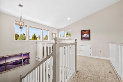 Tiny photo for 19557 Sager Loop, Bend, OR 97702 (MLS # 220213922)