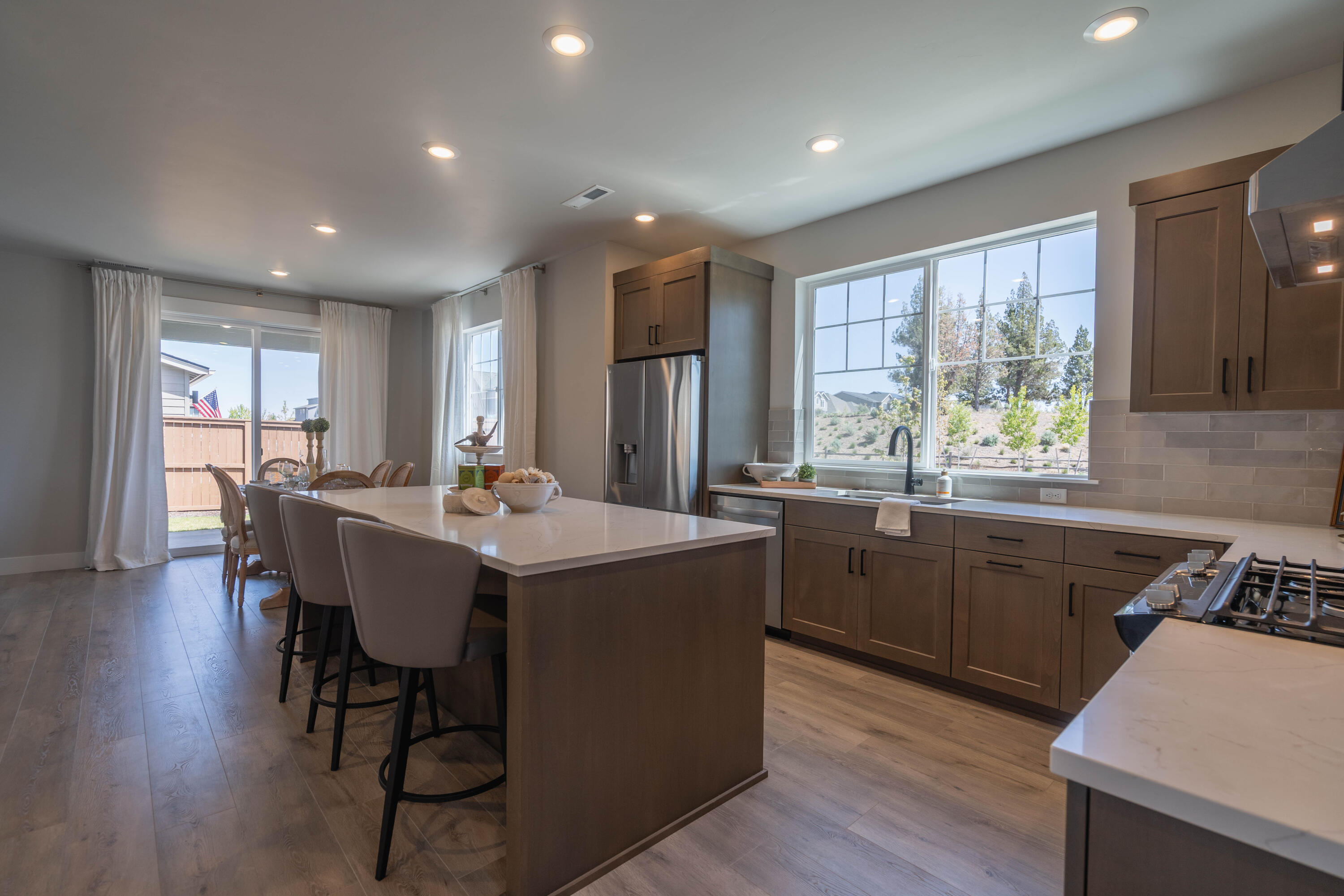 60937 SE Sydney Harbor Court