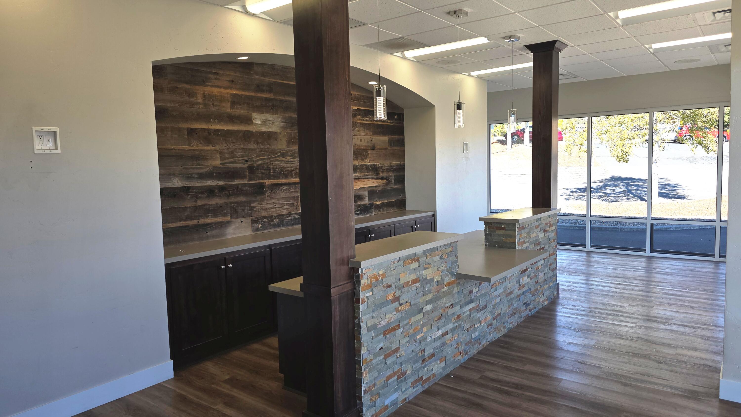 Klamath Falls -Campus View - Commercial Lease