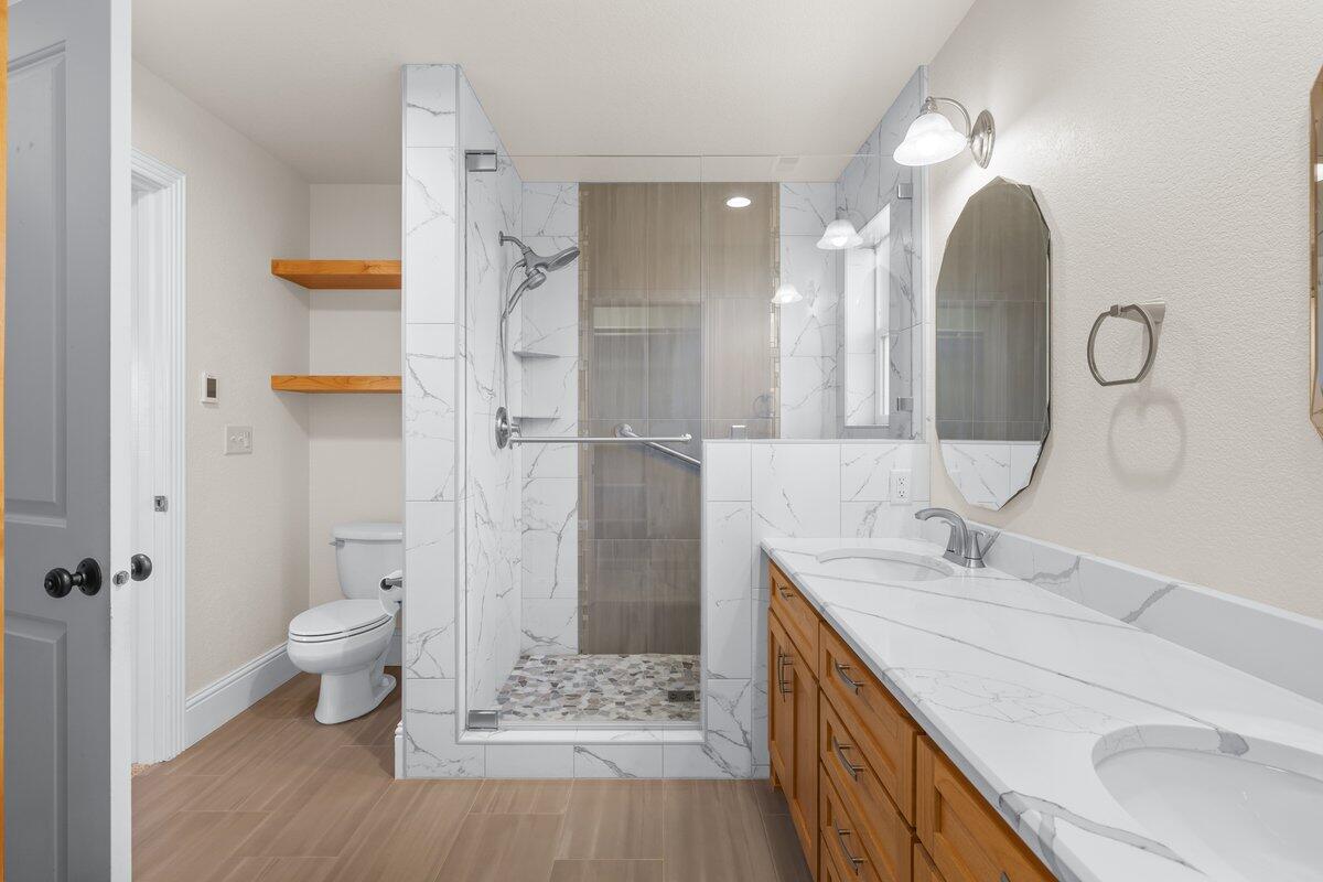 Eagle Point Meadows - Residential