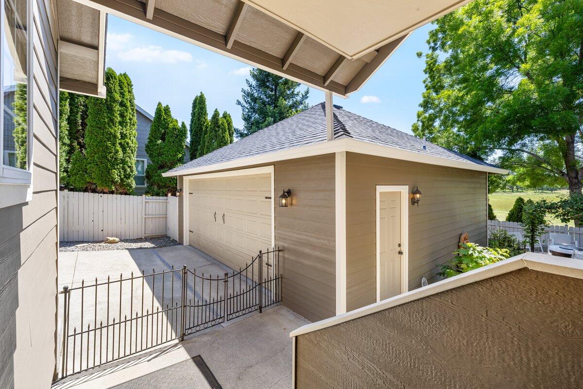 Eagle Point Meadows - Residential