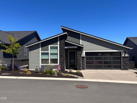 Photo of 3038 NW Butte View Drive, Bend, OR 97703 (MLS # 220224590)