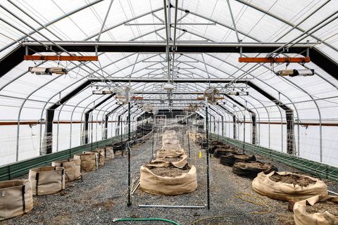 Tiny photo for 26695 Horsell Road, Bend, OR 97701 (MLS # 220214081)