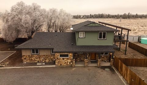 Tiny photo for 26695 Horsell Road, Bend, OR 97701 (MLS # 220214081)