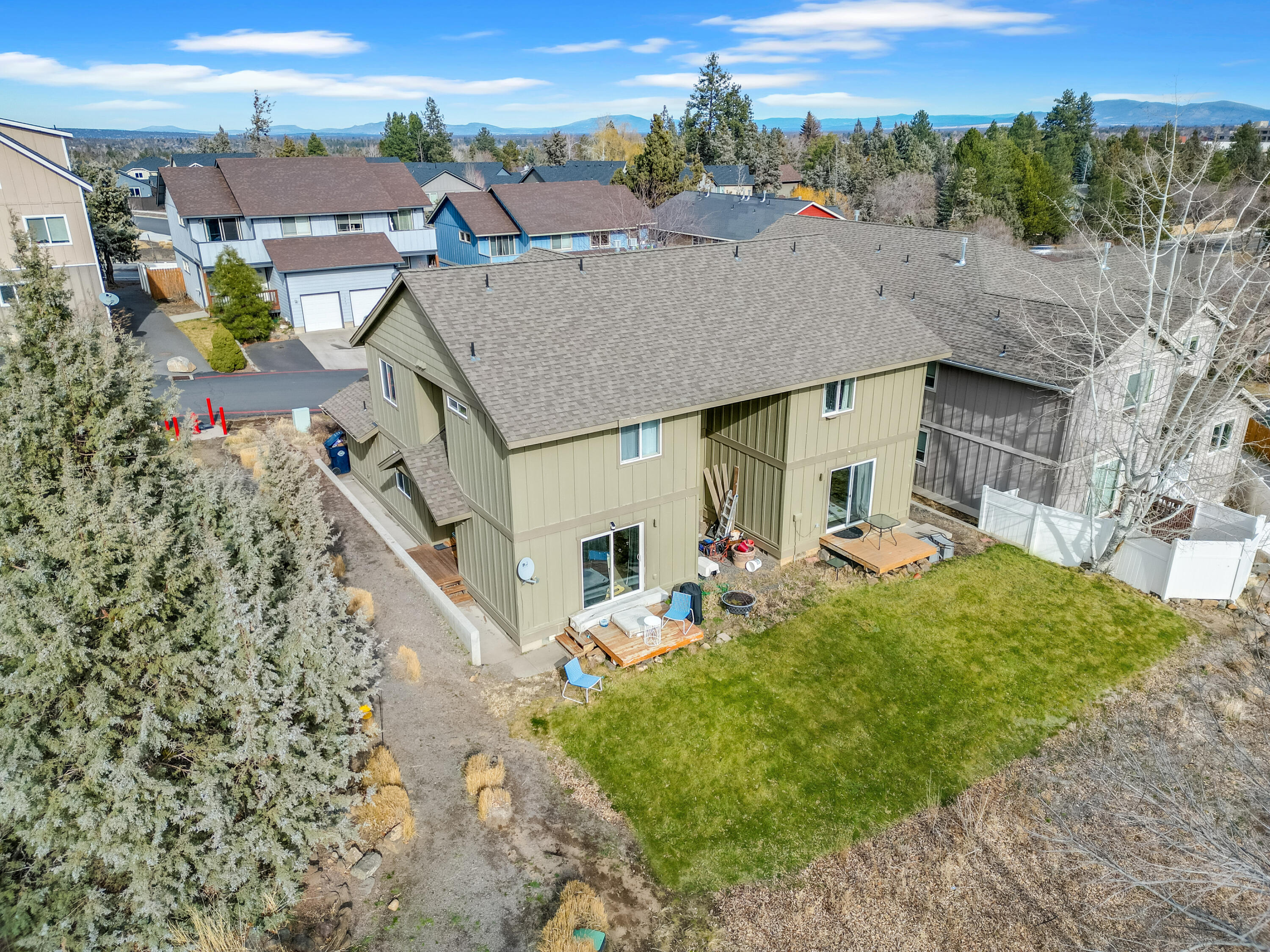 1696 NE Lotus Drive