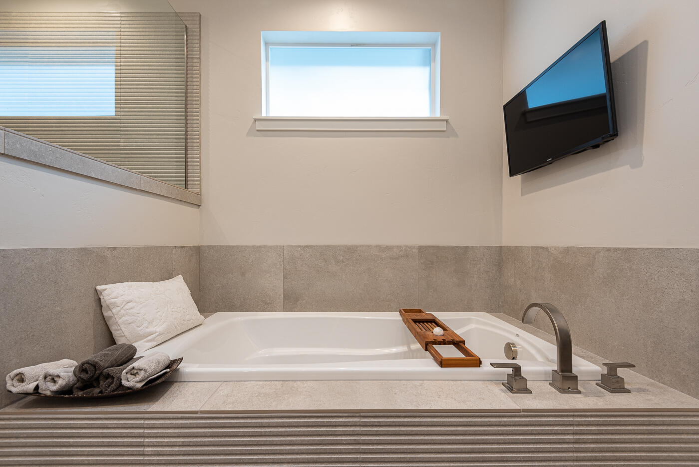 Three Pines Ridge - Residential