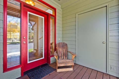 1044 Golden Pheasant Drive Redmond OR 97756