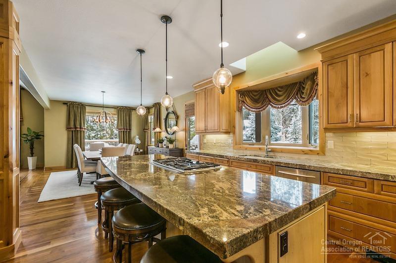 Skyliner Summit - Residential