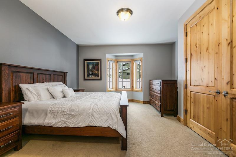 Skyliner Summit - Residential