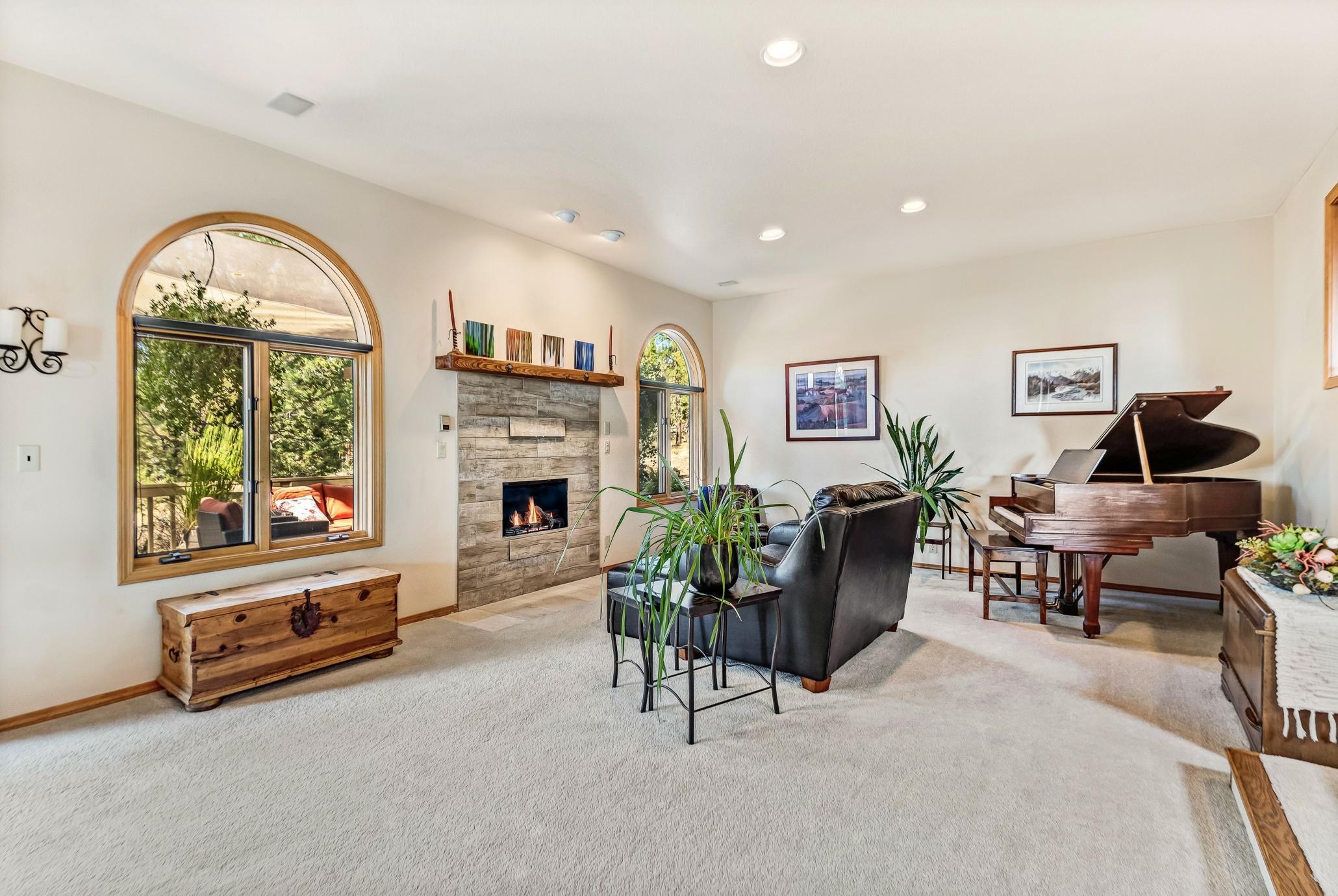 Awbrey Butte - Residential