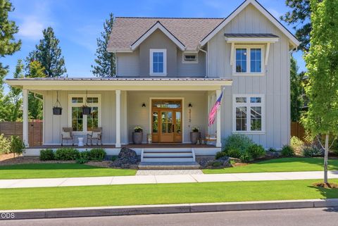 Photo of 3113 NW Blodgett Way, Bend, OR 97703 (MLS # 220222736)
