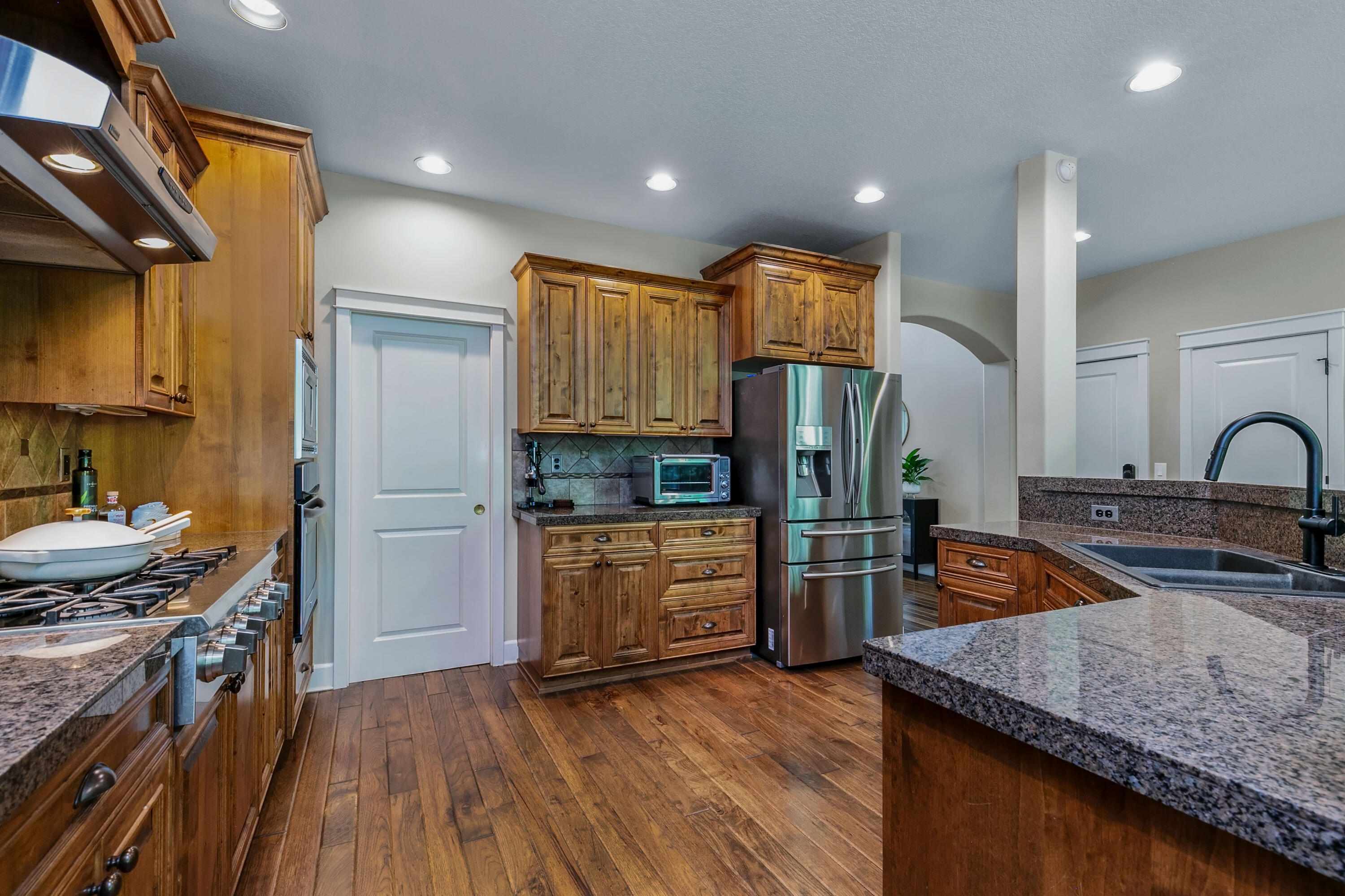 20548 Jacklight Lane
