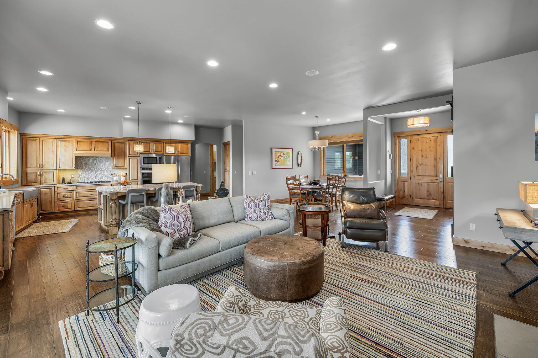 Three Pines - Residential