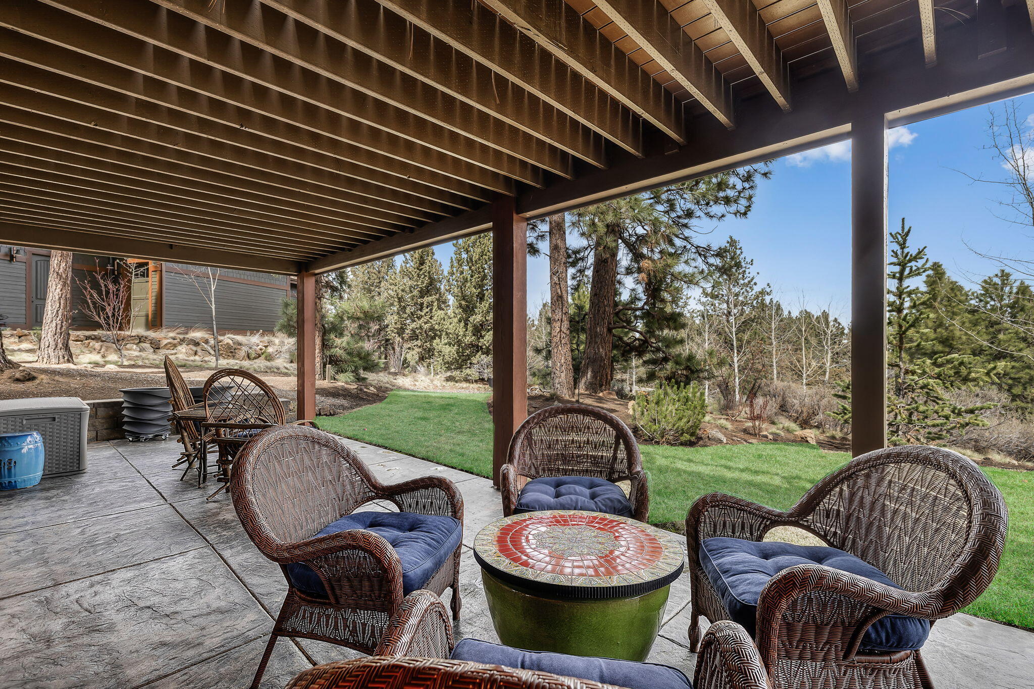 Three Pines - Residential