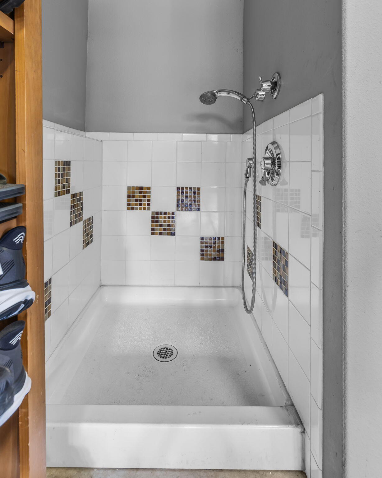 Three Pines - Residential