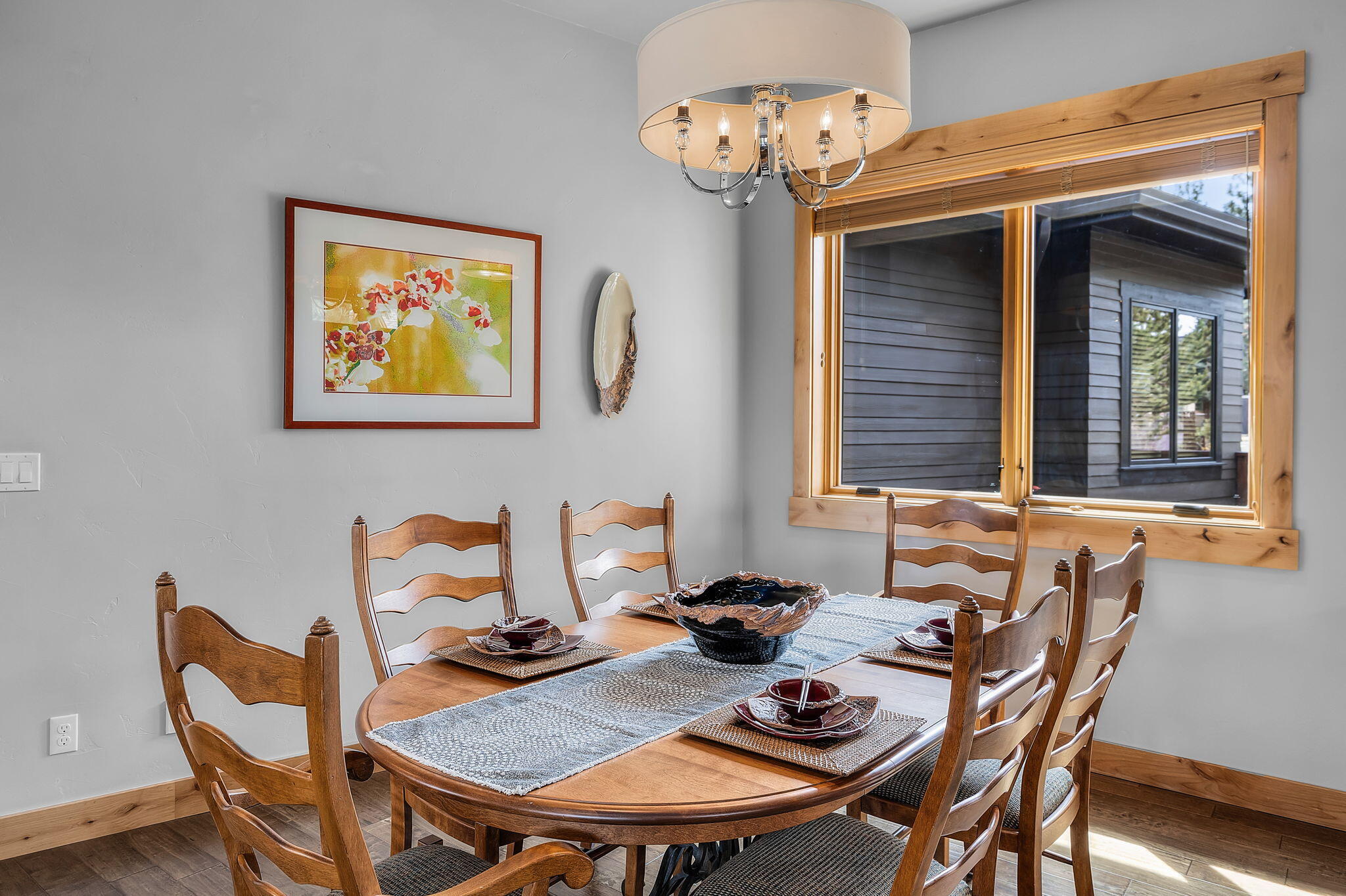 Three Pines - Residential