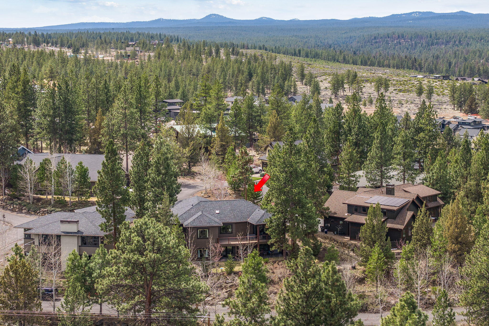 Three Pines - Residential