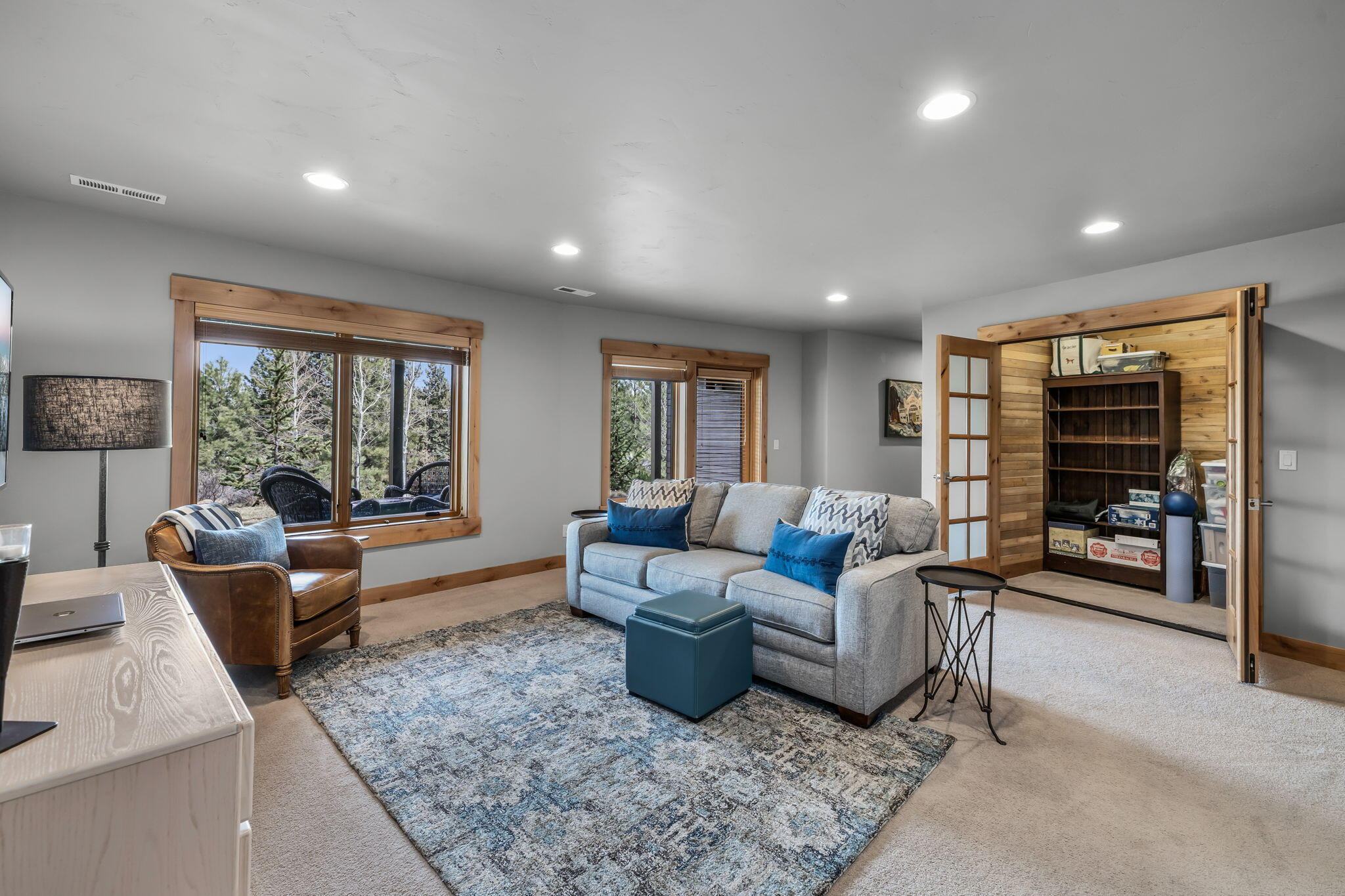 Three Pines - Residential