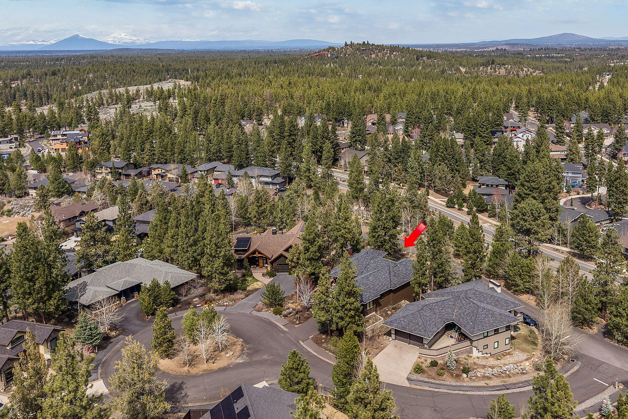 Three Pines - Residential