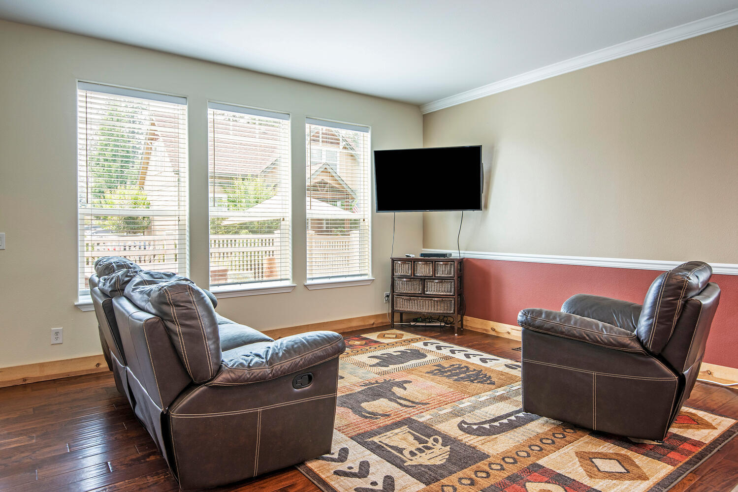 Pines At Sisters - Residential