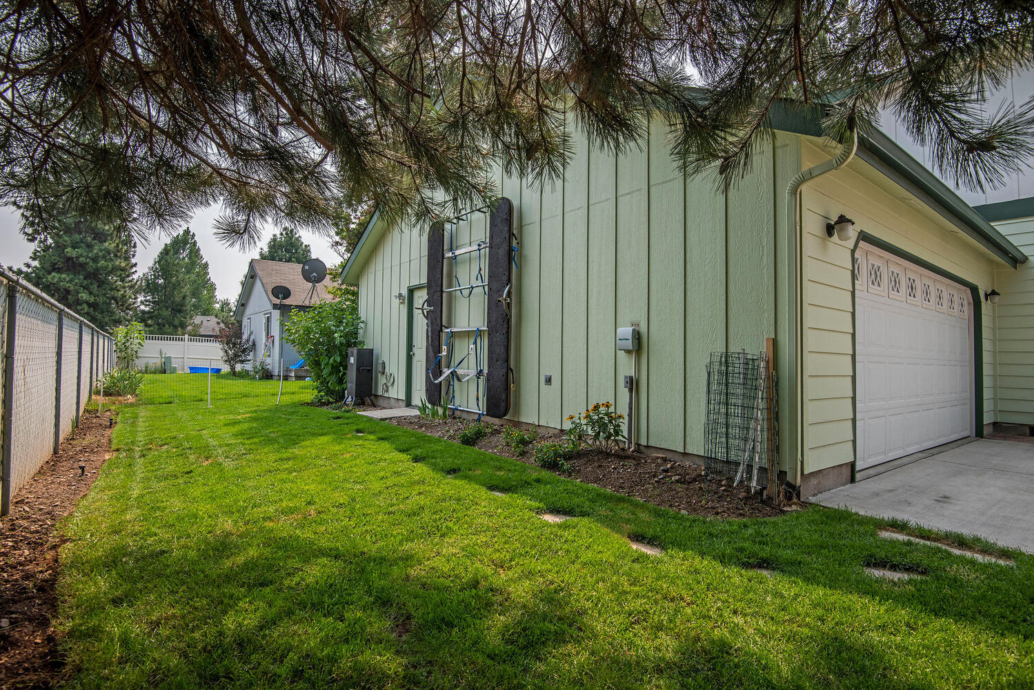 Pines At Sisters - Residential