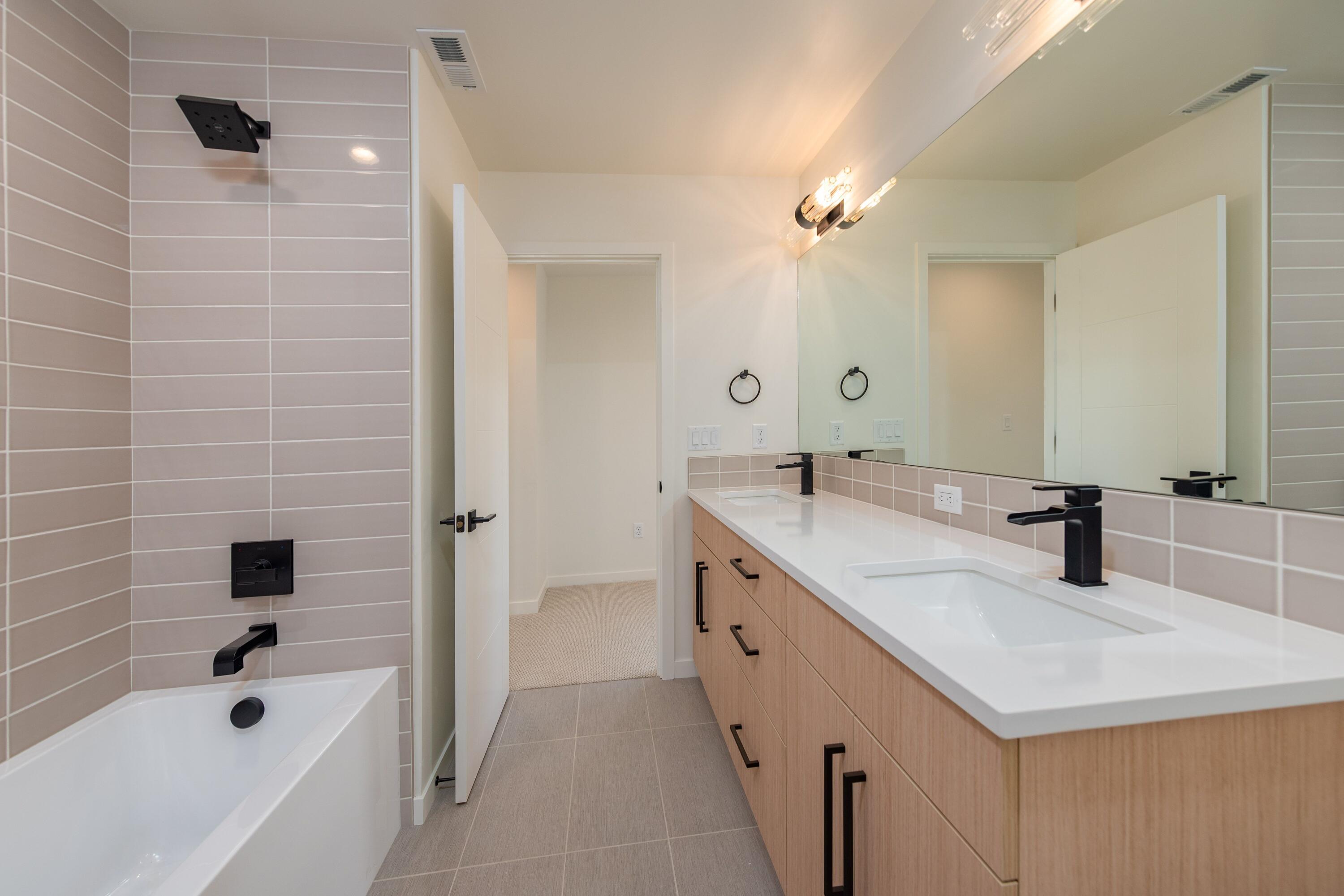 Discovery West Phase 3 - Residential