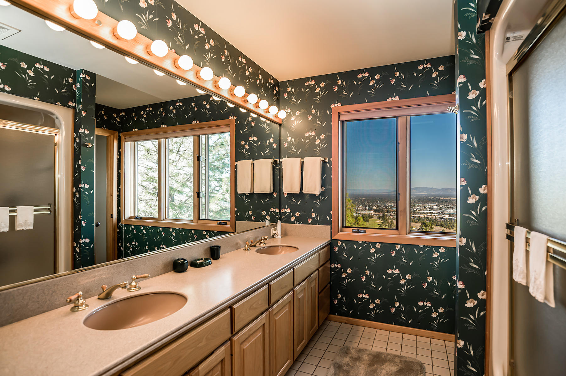 Awbrey Butte - Residential