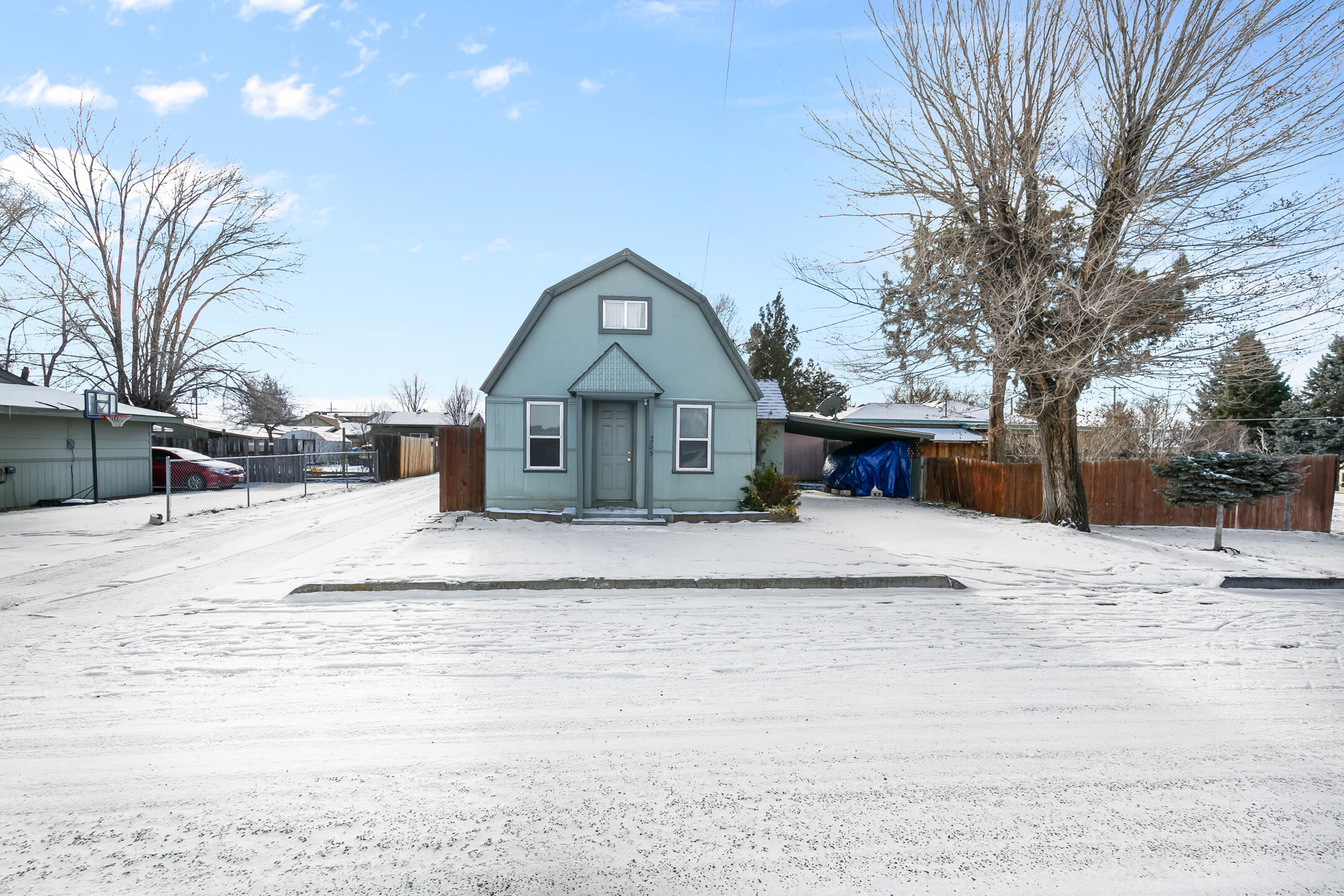 Railroad - Residential
