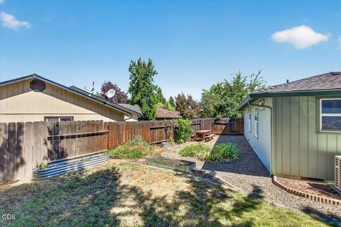 Tiny photo for 100 Brierwood Drive, Talent, OR 97540 (MLS # 220225120)
