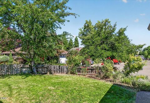 Tiny photo for 100 Brierwood Drive, Talent, OR 97540 (MLS # 220225120)