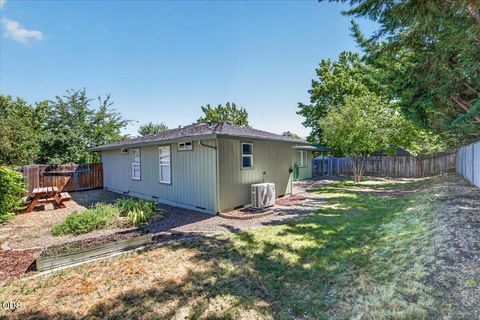 Tiny photo for 100 Brierwood Drive, Talent, OR 97540 (MLS # 220225120)