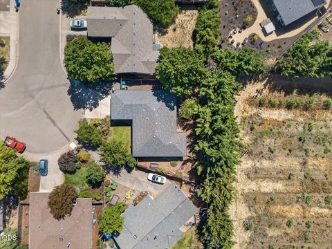 Tiny photo for 100 Brierwood Drive, Talent, OR 97540 (MLS # 220225120)
