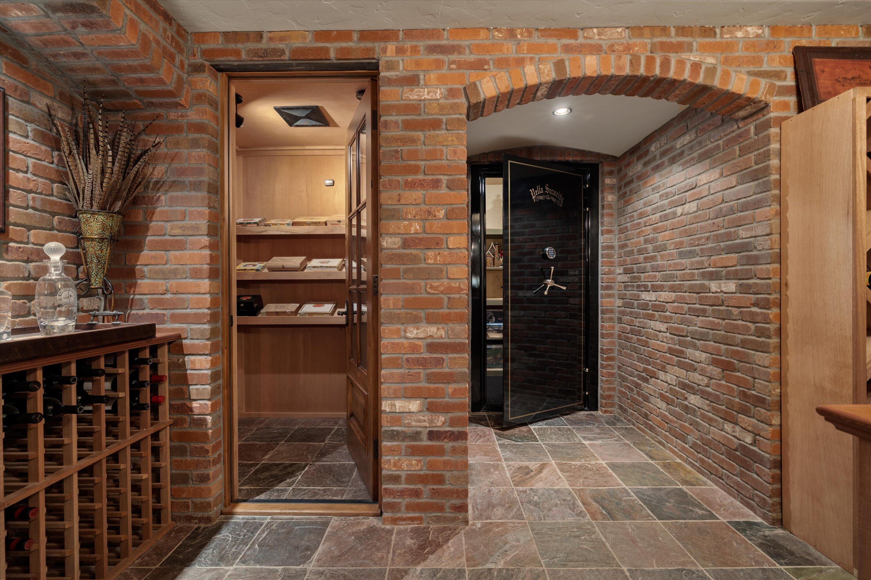 Broken Top - Residential