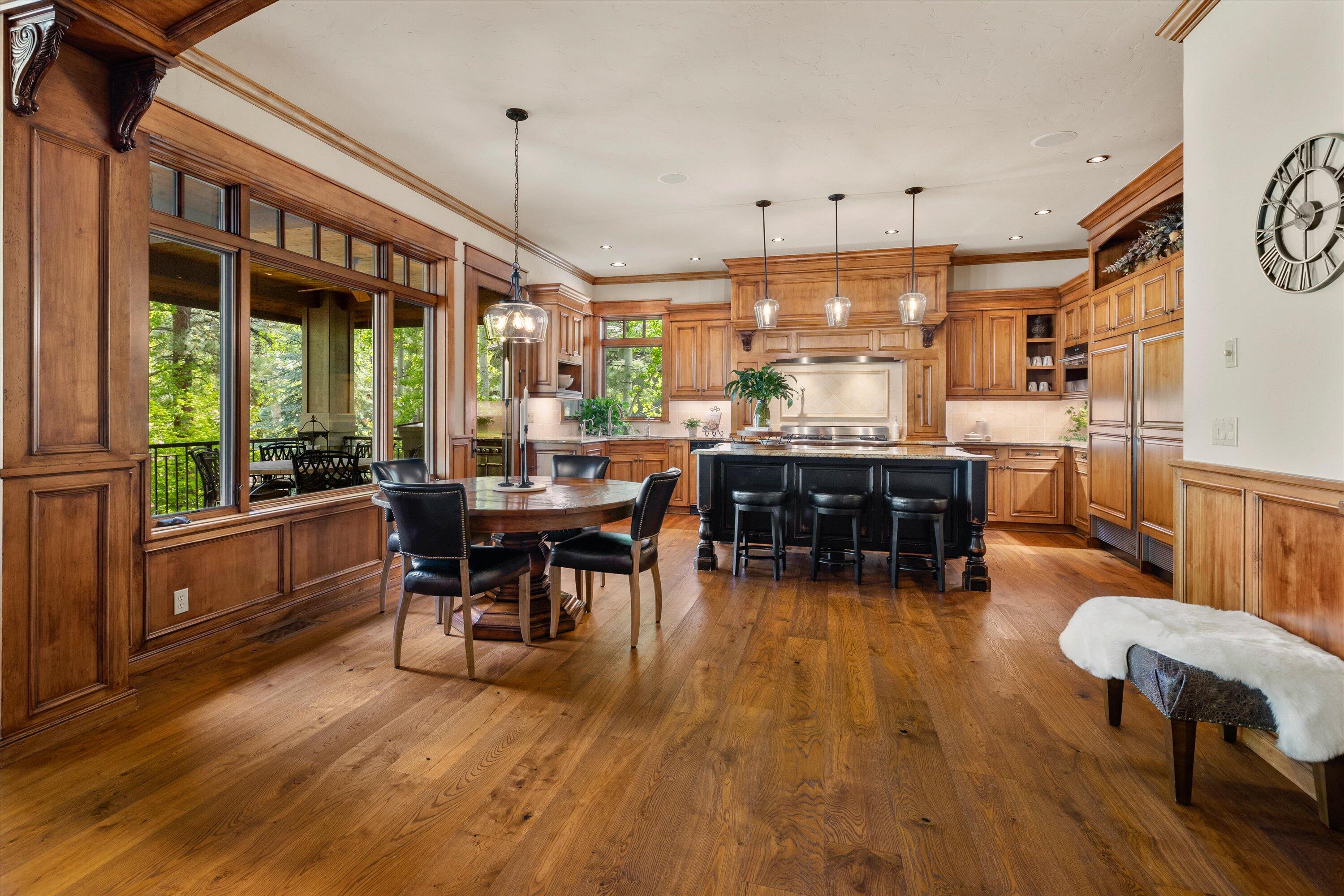 Broken Top - Residential